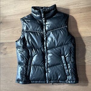 Columbia Women's Shiny Black Down Puffer Vest Size Large